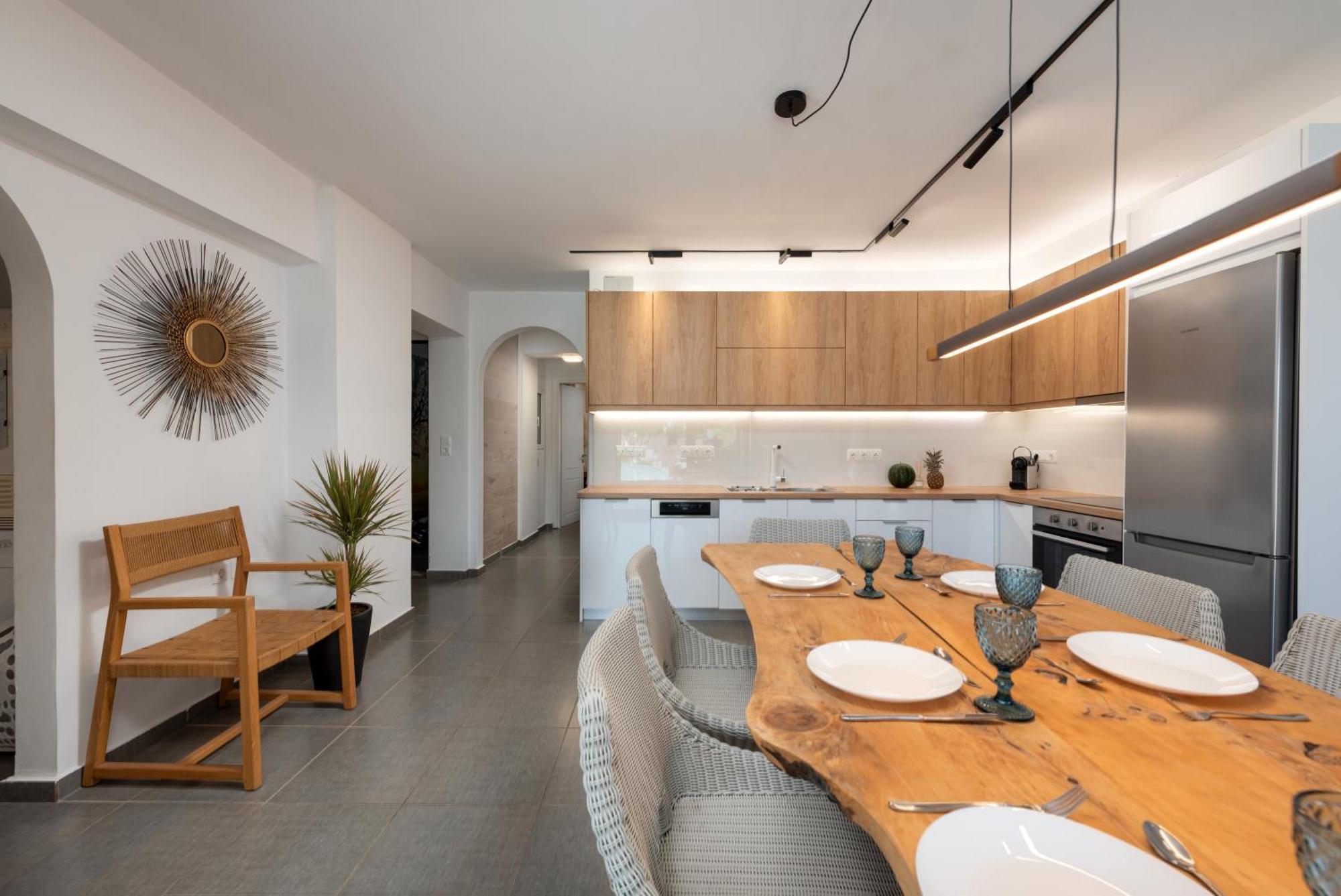 Hypnosis Beachside Villa With Private Heated Pool เยโอริยิอูโปลิส ภายนอก รูปภาพ